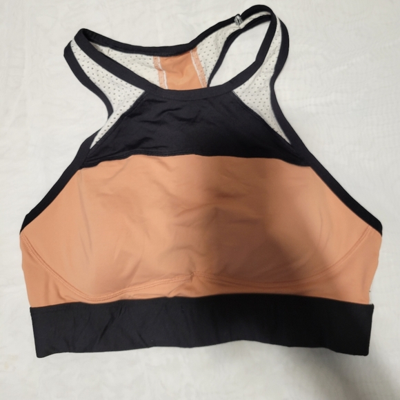 PINK sports bra - Picture 1 of 3